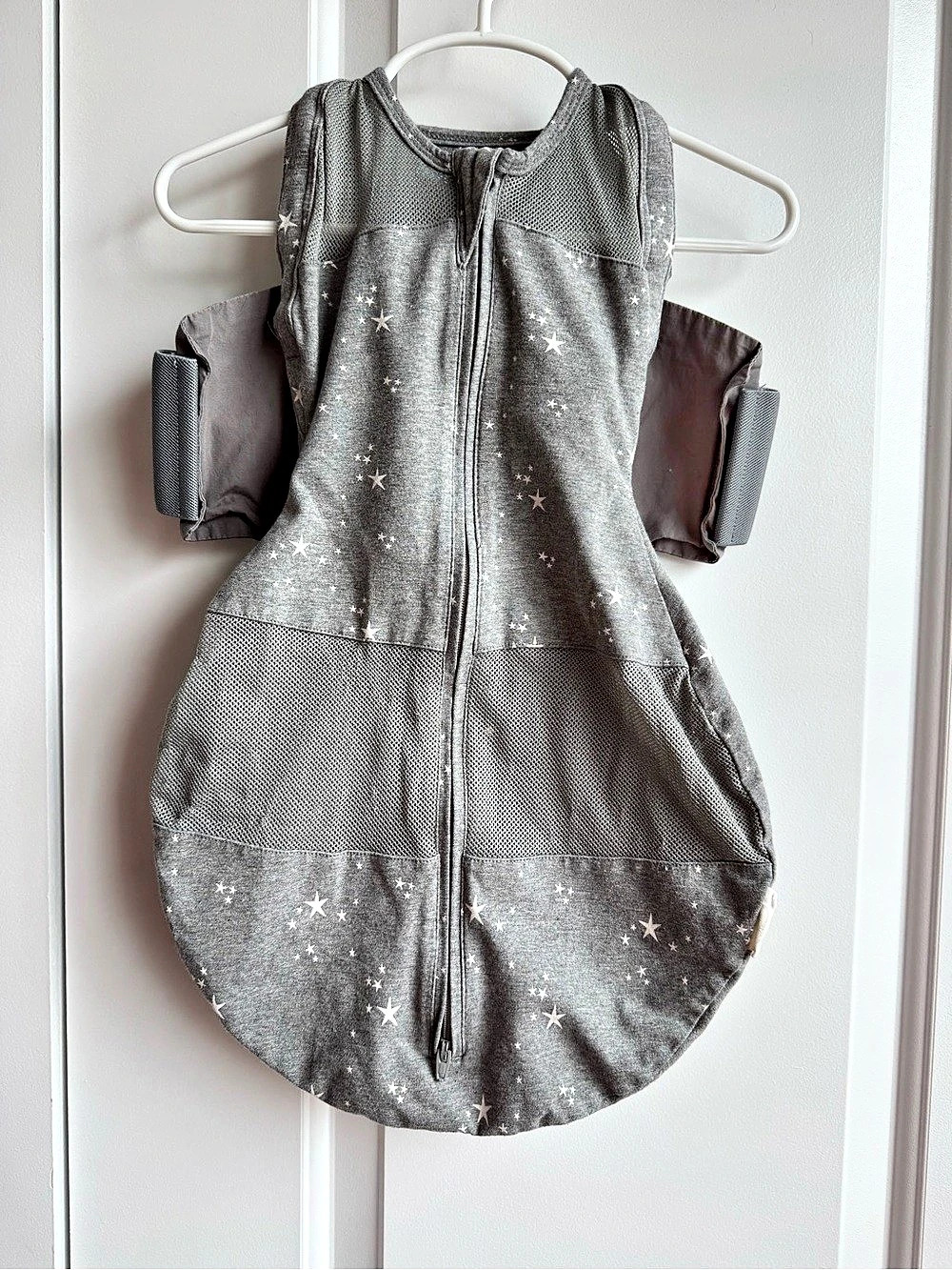 Happiest Baby SNOO Sleep Sack Organic Swaddle Small Grey Stars